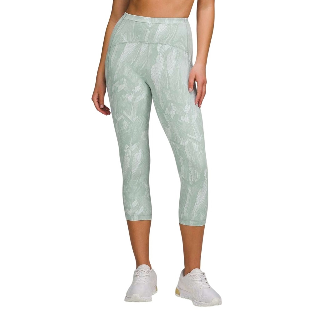 Lululemon Swift Speed High-Rise Crop 21" Reverberate Chevron Jacquard Size 4